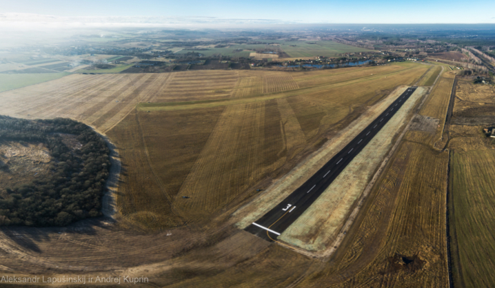 Orlaivių pilotams – visiškai atnaujintas kilimo ir tūpimo takas