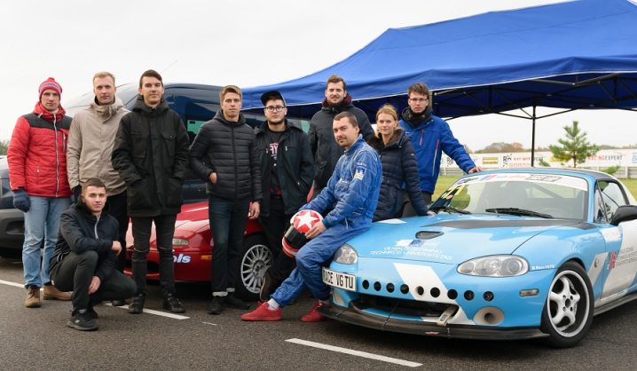 „Autoplius.lt Fast Lap“ žiedinės lenktynės sėkmingos „Race VGTU“ komandai – laimėta 3 vieta 