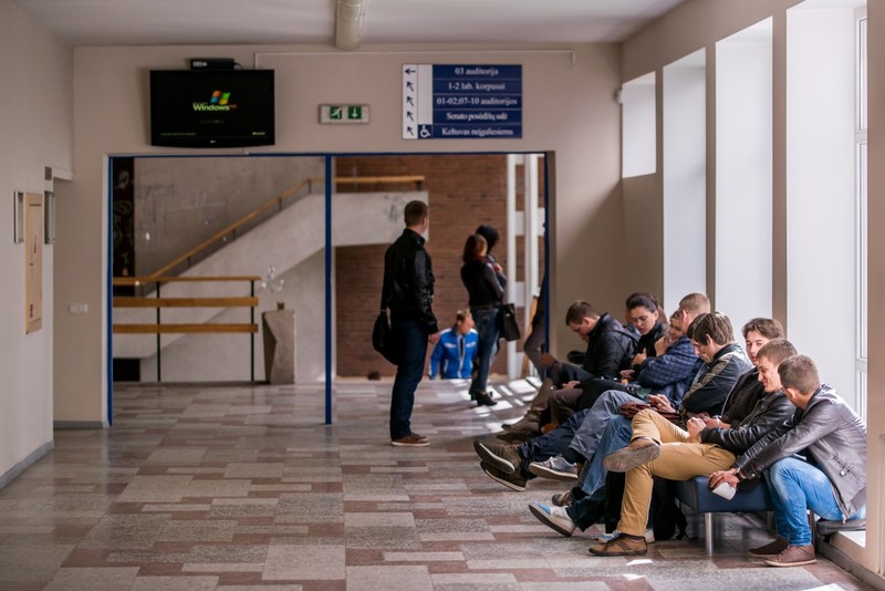 Dėl tautinių mažumų departamento skelbiamo konkurso AM studentams 