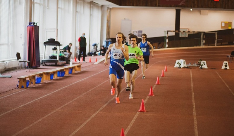 VILNIUS TECH lengvaatlečiai Lietuvos studentų uždarų patalpų čempionate iškovojo 3 medalius