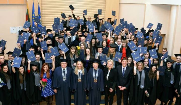 Verslo vadybos fakultete vyks diplomų įteikimas